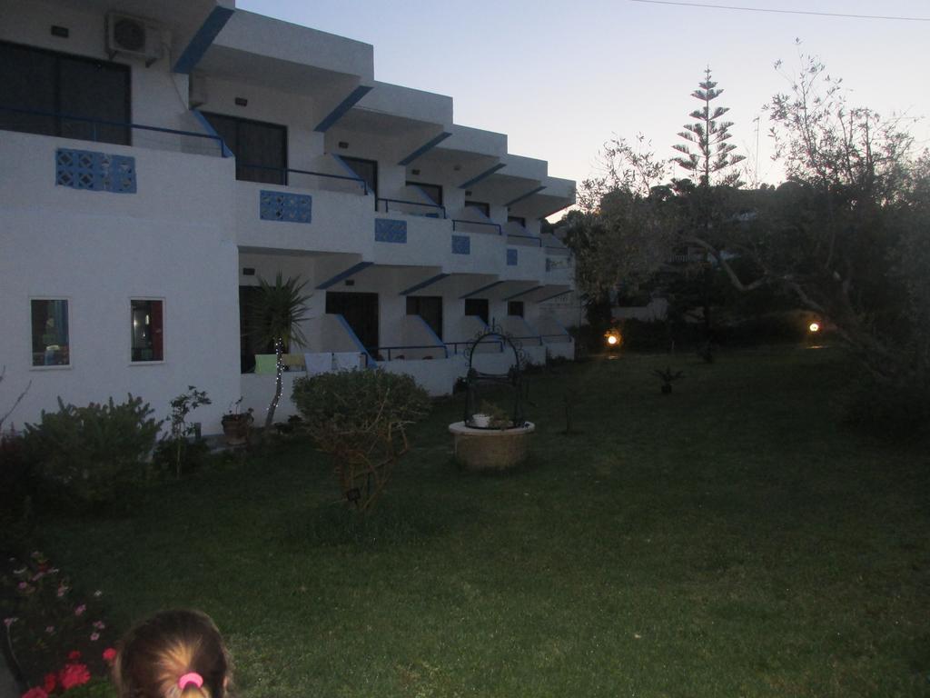 Eleni'S Apartments Afantou Pokoj fotografie